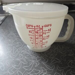 Vintage Tupperware Mix N Store 1288-5 Measuring Cup With Lid 4 Cup 1 Litre